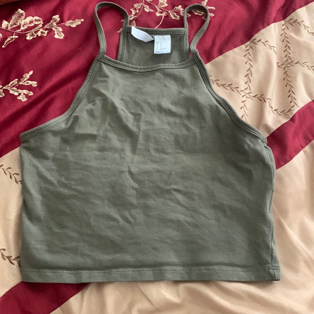 crop top xs